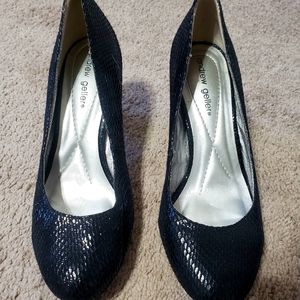 Andrew Geller black heels (faux snake skin)